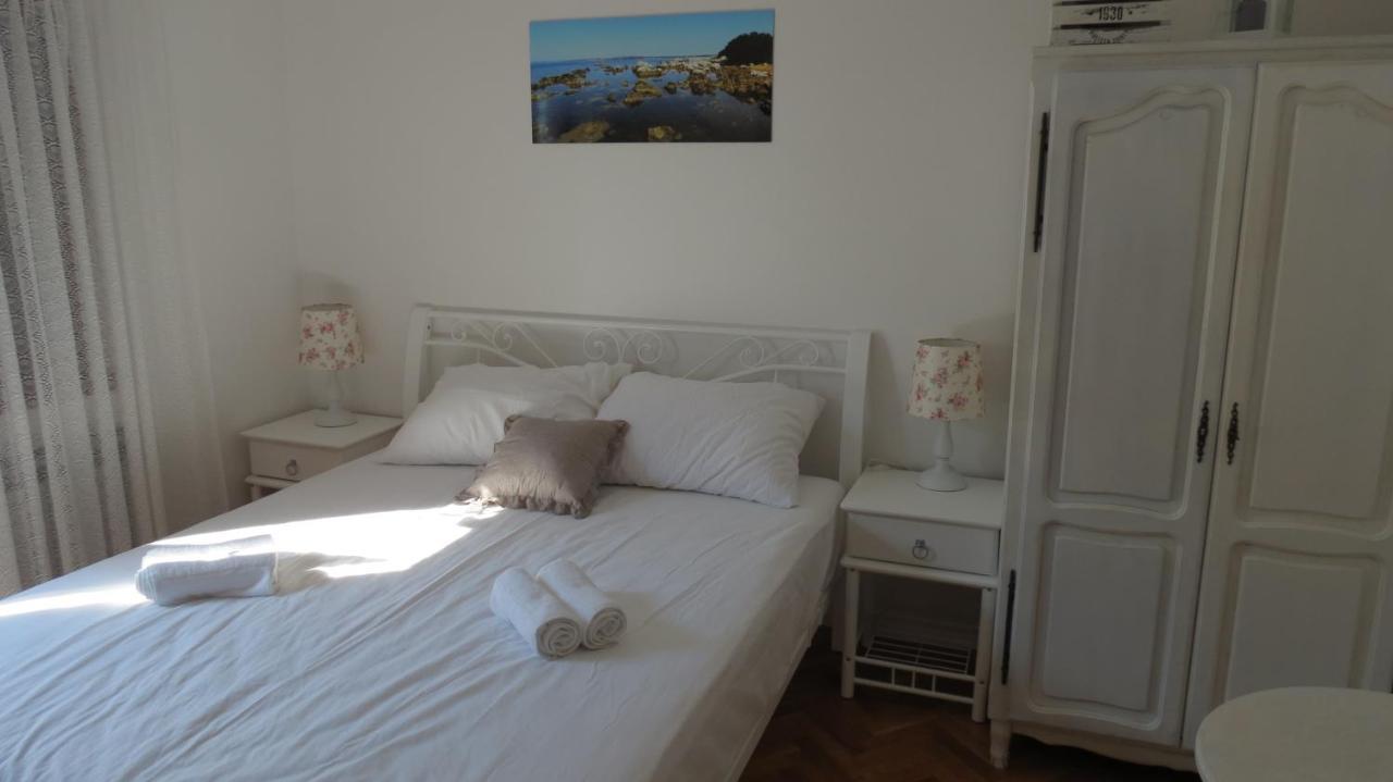 Apartments And Rooms Rogic スヴェティ・ペタル エクステリア 写真