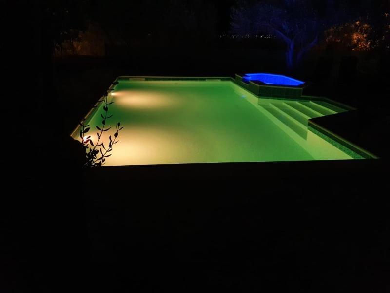 Apartments And Rooms Rogic スヴェティ・ペタル エクステリア 写真